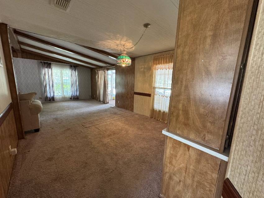 32 Ee Street a Lakeland, FL Mobile or Manufactured Home for Sale